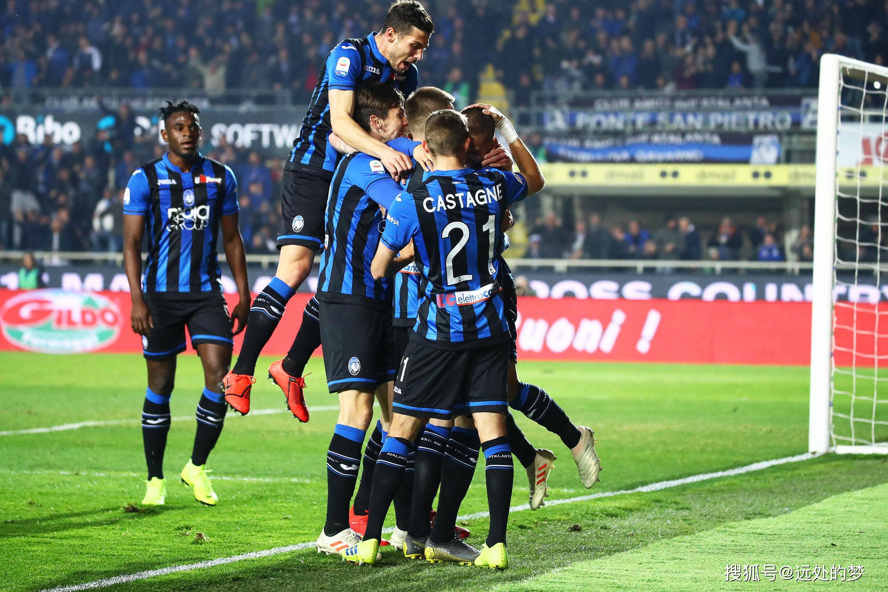 波兰队遭遇挑战，险胜匈牙利晋级欧锦赛半决赛的简单介绍