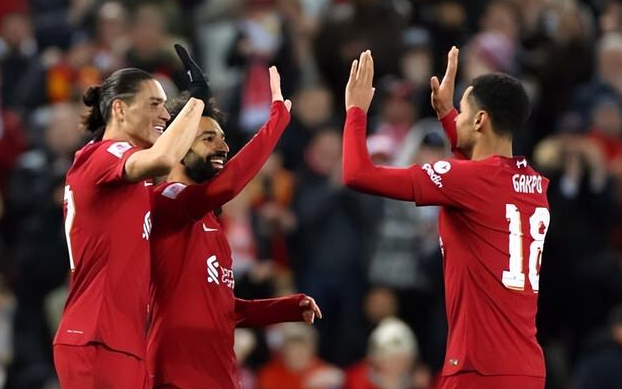 关于塞内加尔碾压曼城，弗拉霍维奇惊艳世界的信息