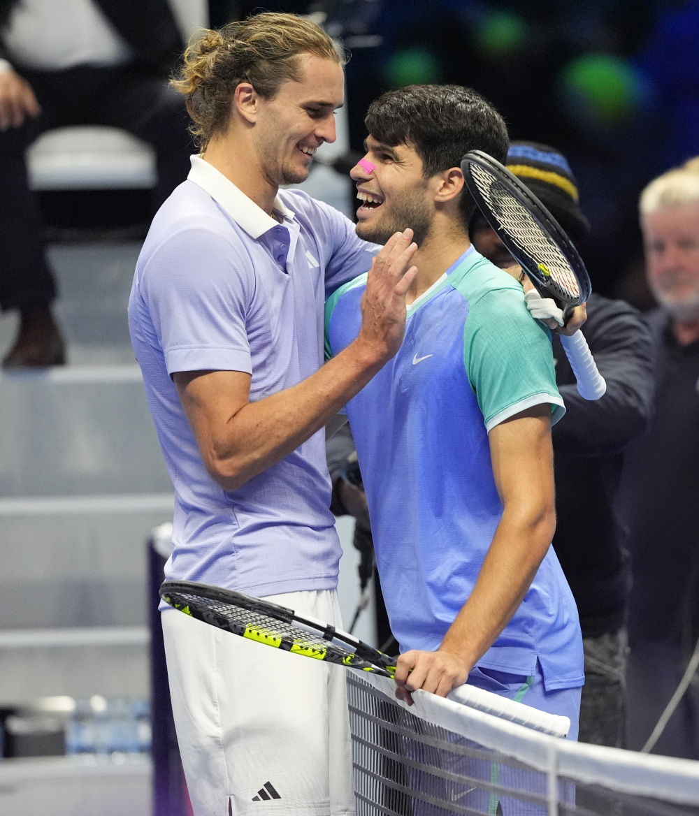 法国网球队碾压意大利网球队，兹维列夫送出助攻的简单介绍