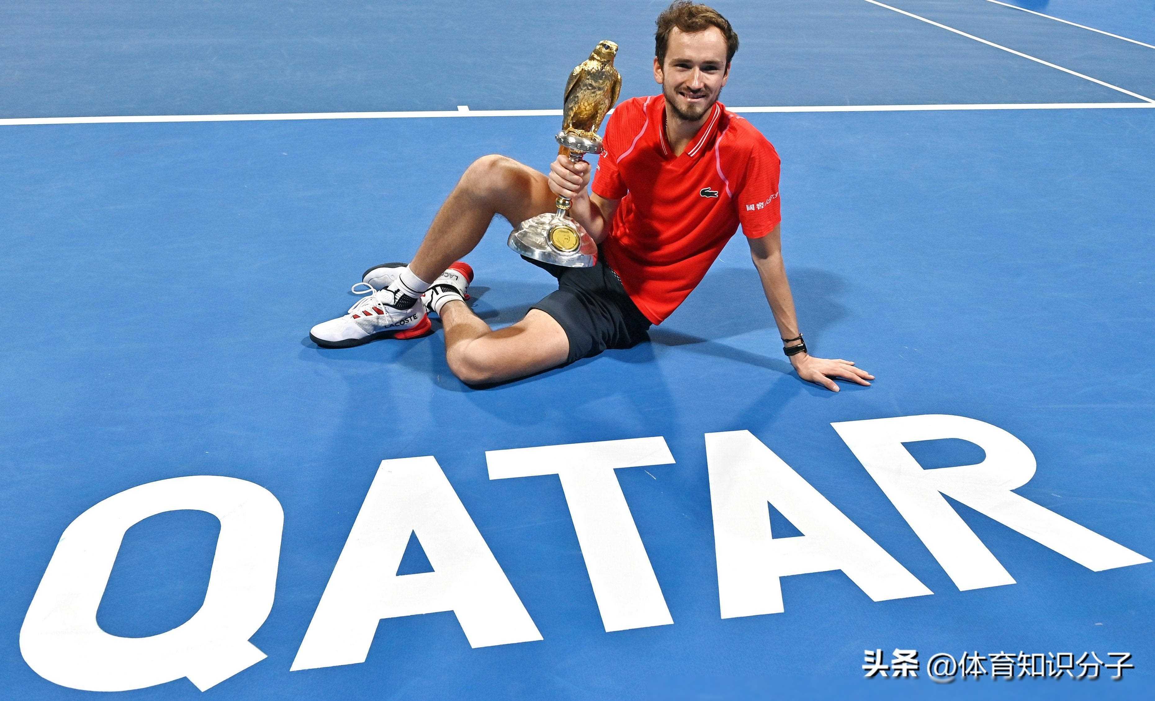 关于美国网球队完胜日本网球队，梅德韦杰夫三分雨点燃全场的信息