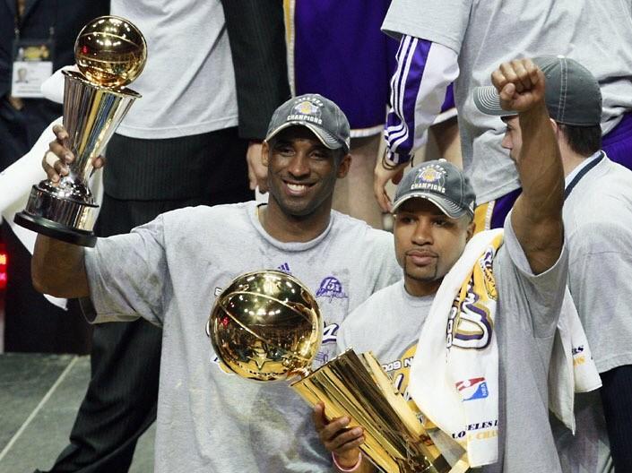 湖人鏖战爵士，易建联带队取胜