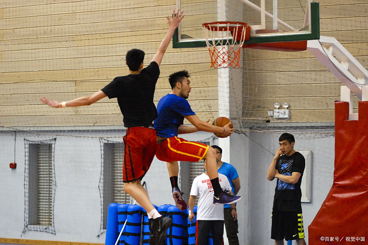高能篮球赛事充满激情与悬念！的简单介绍