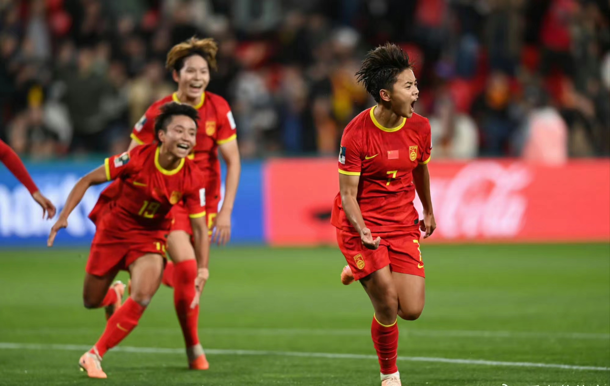 葡萄牙女足实现历史突破,杀入四强 葡萄牙女足实现历史突破,杀入四强