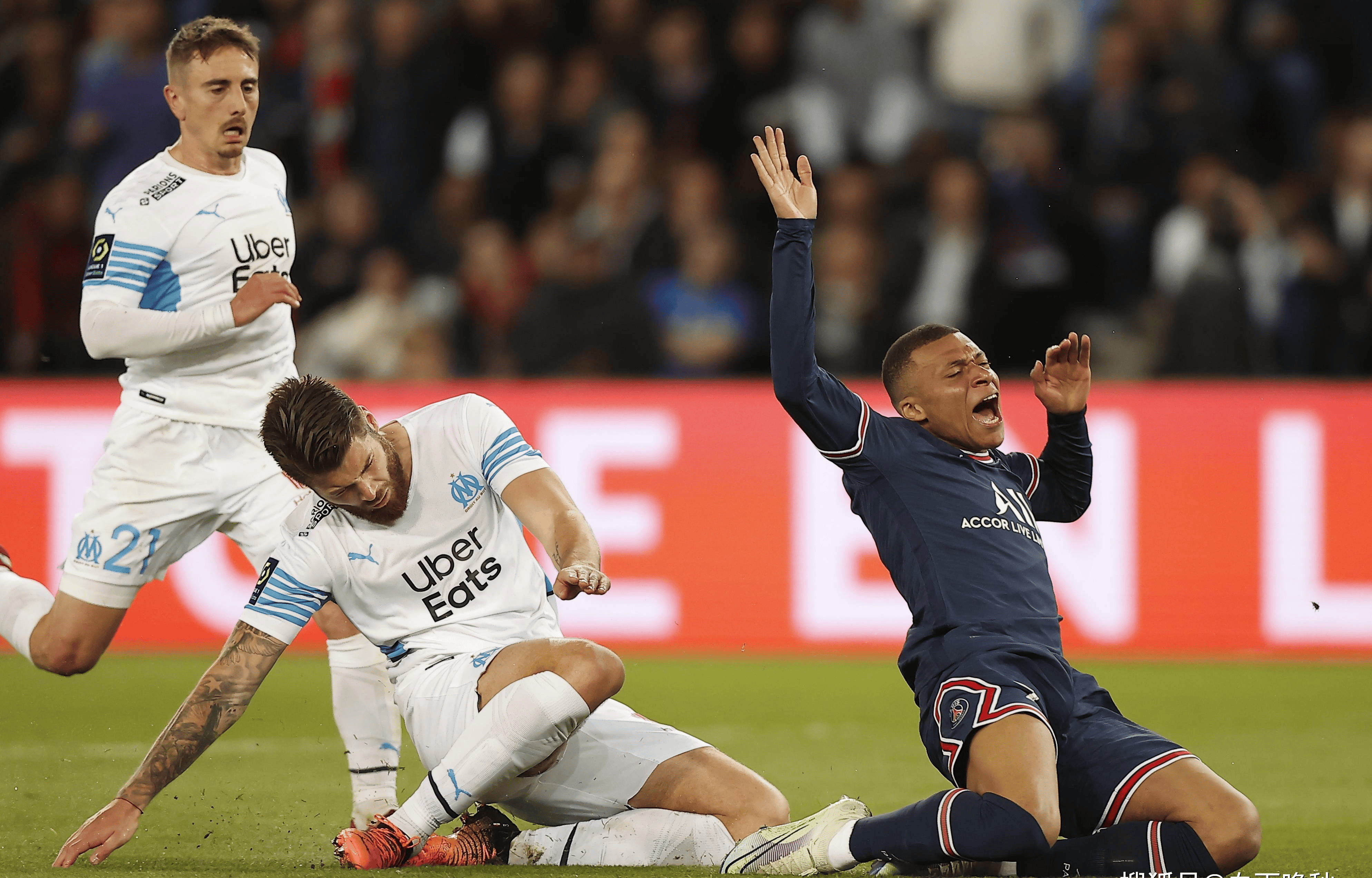 关于巴黎圣日耳曼全队进攻火力强劲,再胜对手的信息 关于巴黎圣日耳曼全队进攻火力强劲,再胜对手的信息