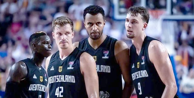 西班牙力克波兰，成功晋级欧锦赛半决赛的简单介绍