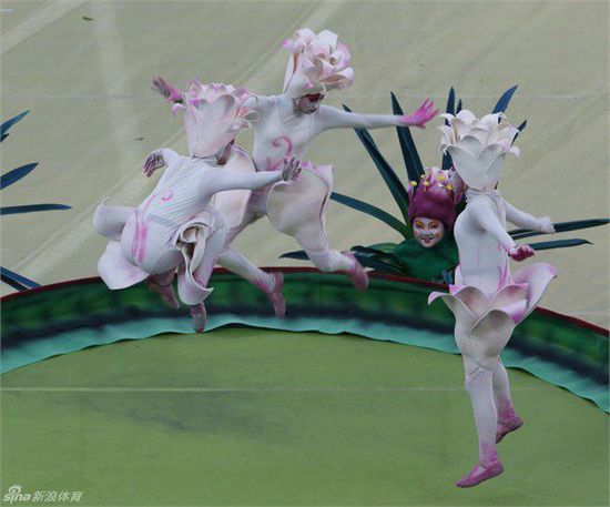 关于巴西选手击败对手获蹦床比赛头名的信息 关于巴西选手击败对手获蹦床比赛头名的信息