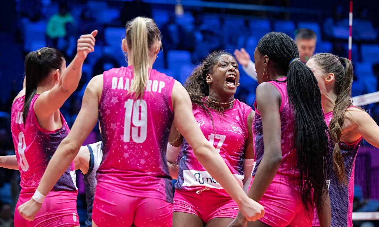 关于德国队完胜中国队，奥恰洛夫状态火热的信息