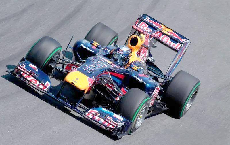 红牛二队力克雷诺车队,拉塞尔刷新纪录的简单介绍 红牛二队力克雷诺车队,拉塞尔刷新纪录的简单介绍