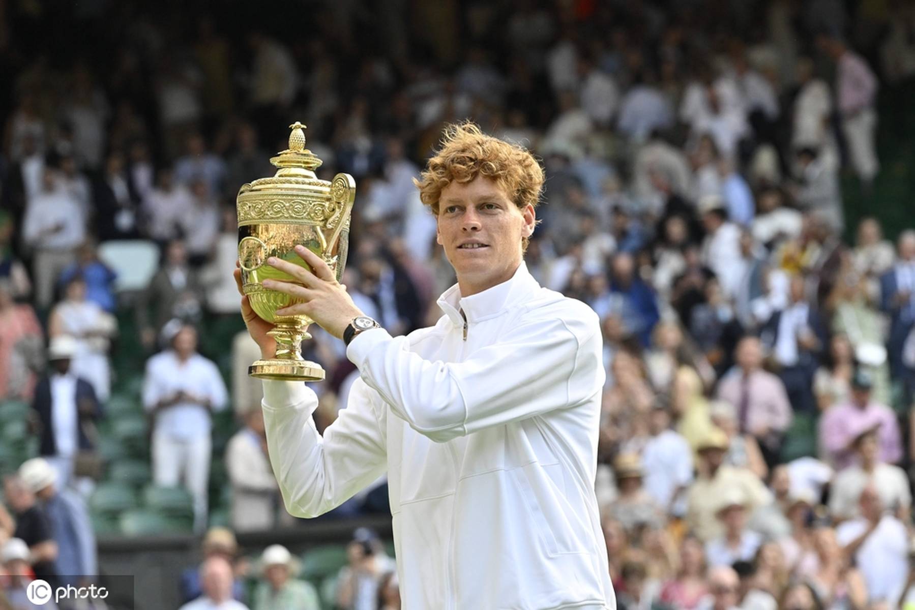 关于拉沃尔杯鏖战澳网，辛纳惊艳四座的信息